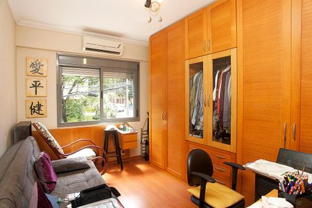 Quarto 2 de apartamento à venda com 2 quartos, 89m² em Petrópolis, Porto Alegre