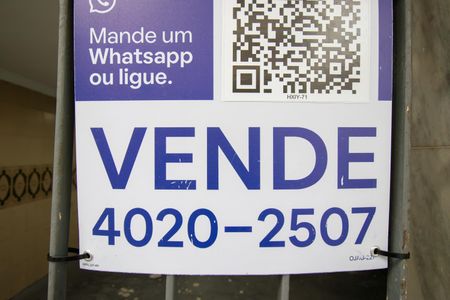 Apartamento à venda com 69m², 2 quartos e 1 vaga Apartamento à venda com 69m², 2 quartos e 1 vagaPlaca