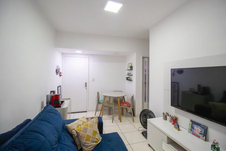 Sala de apartamento à venda com 2 quartos, 69m² em Irajá, Rio de Janeiro