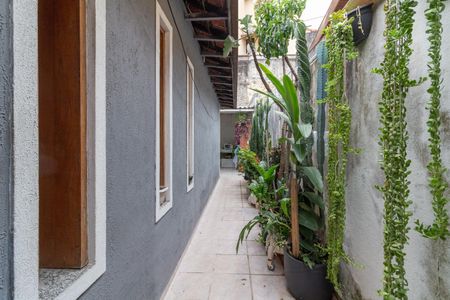 Casa à venda com 190m², 3 quartos e 6 vagasCorredor