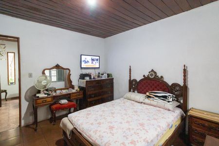 Casa à venda com 190m², 3 quartos e 6 vagasQuarto 2