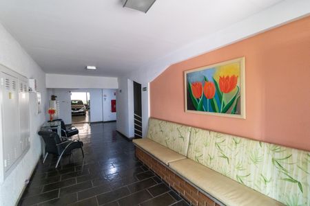 Apartamento à venda com 75m², 2 quartos e 1 vagaÁrea comum - hall de entrada