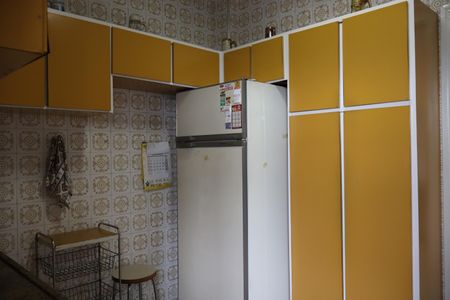 Apartamento para alugar com 125m², 2 quartos e 1 vagaCozinha 