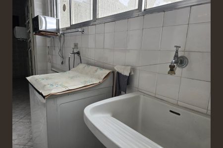 Apartamento para alugar com 125m², 2 quartos e 1 vagaÁrea de Serviço