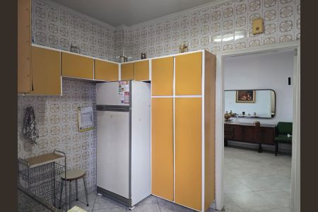Apartamento para alugar com 125m², 2 quartos e 1 vagaCozinha 