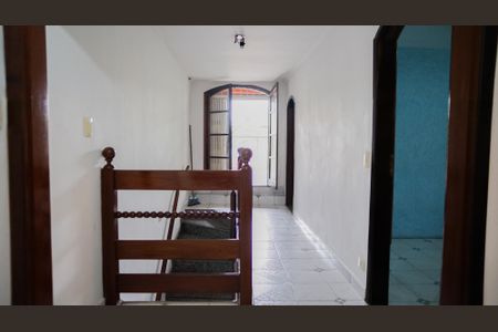 Casa à venda com 253m², 4 quartos e 5 vagasHall social