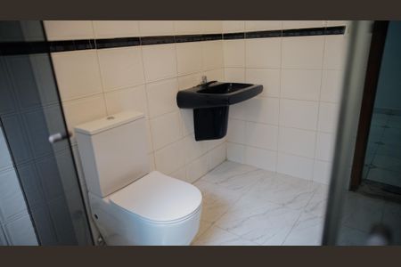 Casa à venda com 253m², 4 quartos e 5 vagasbanheiro 3