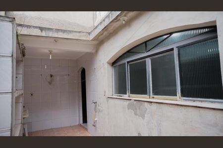 Casa à venda com 253m², 4 quartos e 5 vagasQuintal
