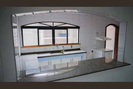 Casa à venda com 253m², 4 quartos e 5 vagasCozinha