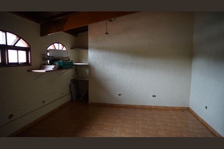 Casa à venda com 253m², 4 quartos e 5 vagasQuartinho piso superior