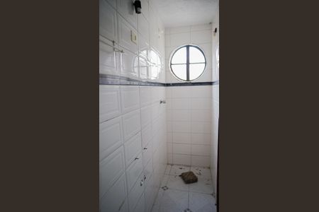 Casa à venda com 253m², 4 quartos e 5 vagasDucha