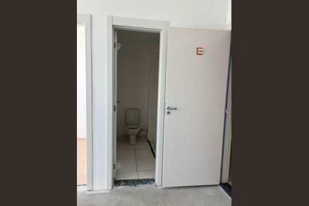 Apartamento à venda com 38m², 2 quartos e sem vagaBanheiro