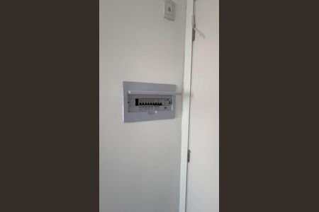 Sala de apartamento à venda com 2 quartos, 38m² em Bonsucesso, Rio de Janeiro