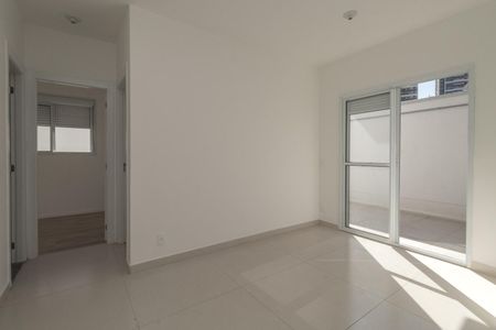 Sala de apartamento para alugar com 2 quartos, 77m² em Vila Independencia, São Paulo