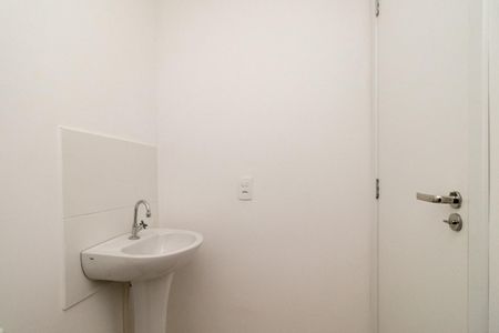 Apartamento para alugar com 77m², 2 quartos e 1 vaga Apartamento para alugar com 77m², 2 quartos e 1 vagaBanheiro