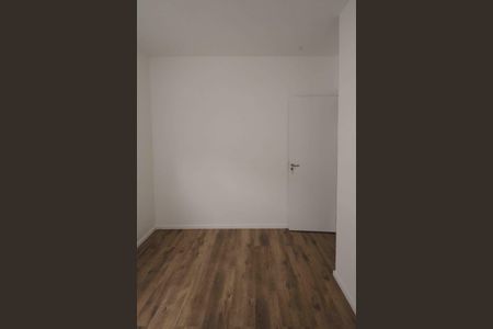 Apartamento para alugar com 77m², 2 quartos e 1 vagaQuarto 02