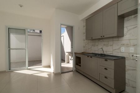 Sala de apartamento para alugar com 2 quartos, 77m² em Vila Independencia, São Paulo