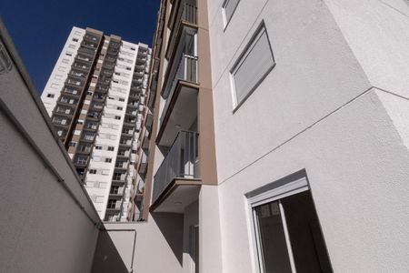 Apartamento para alugar com 77m², 2 quartos e 1 vaga Apartamento para alugar com 77m², 2 quartos e 1 vagaVaranda/Quintal vista