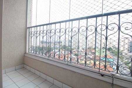 Sacada de apartamento para alugar com 3 quartos, 61m² em Jardim Anhanguera, São Paulo