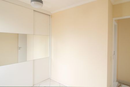 Quarto 2 de apartamento para alugar com 3 quartos, 61m² em Jardim Anhanguera, São Paulo