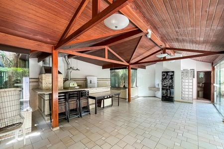 Apartamento para alugar com 196m², 4 quartos e 4 vagasChurrasqueira