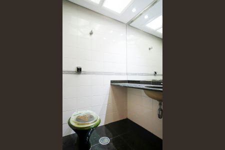 Apartamento para alugar com 196m², 4 quartos e 4 vagasLavabo