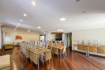 Apartamento para alugar com 196m², 4 quartos e 4 vagasSalão de festas