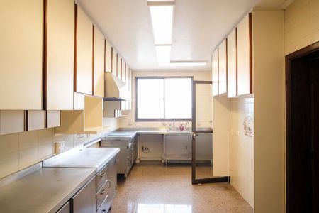 Apartamento para alugar com 196m², 4 quartos e 4 vagasCozinha