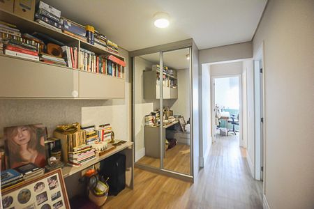 Apartamento à venda com 127m², 3 quartos e 2 vagasEscritório