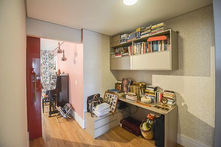 Apartamento à venda com 127m², 3 quartos e 2 vagasEscritório