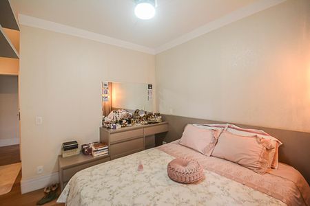 Apartamento à venda com 127m², 3 quartos e 2 vagasQuarto 2 - Suíte