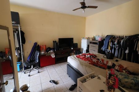 Casa à venda com 211m², 4 quartos e 2 vagasSuíte 1