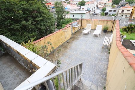 Casa à venda com 211m², 4 quartos e 2 vagasQuintal