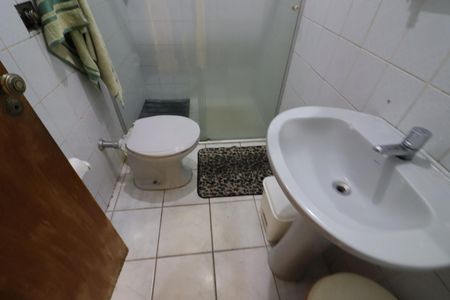Casa à venda com 211m², 4 quartos e 2 vagasBanheiro 2
