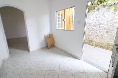 Casa à venda com 211m², 4 quartos e 2 vagasSala 2