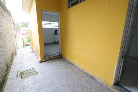 Casa à venda com 211m², 4 quartos e 2 vagasÁrea de Serviço 2