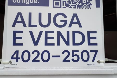 Casa à venda com 150m², 3 quartos e 2 vagasNEBF-184