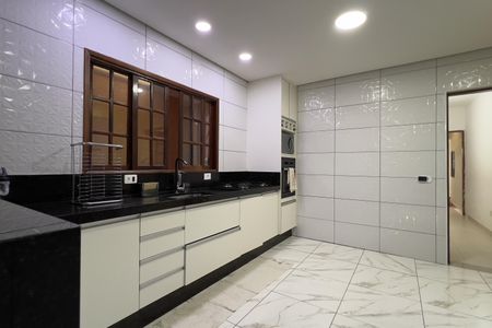 Casa à venda com 150m², 3 quartos e 2 vagasCozinha