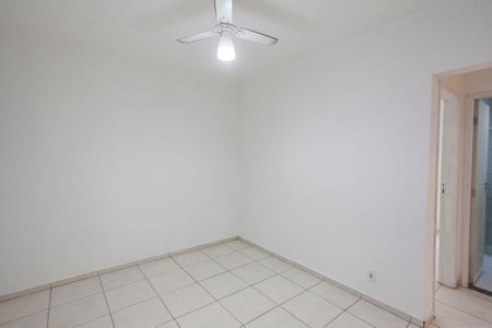 Sala de apartamento para alugar com 2 quartos, 52m² em Shopping Park, Uberlândia