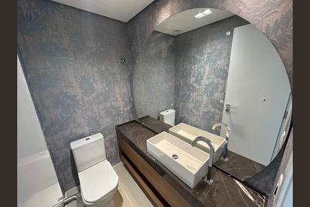 Apartamento para alugar com 142m², 3 quartos e 2 vagasBanheiro