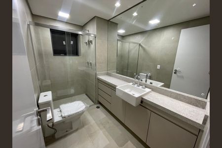 Apartamento para alugar com 142m², 3 quartos e 2 vagasBanheiro