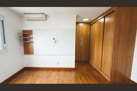 Apartamento à venda com 110m², 2 quartos e 2 vagasQuarto Suíte