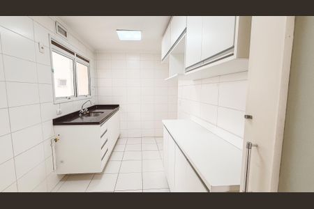 Apartamento à venda com 110m², 2 quartos e 2 vagasCozinha