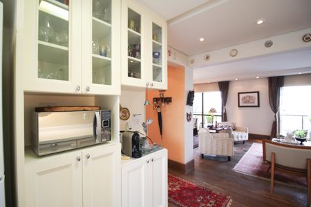 Apartamento à venda com 158m², 3 quartos e 3 vagasCozinha