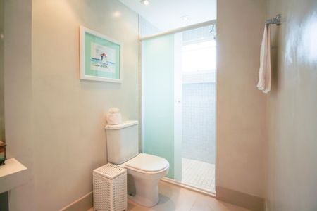 Apartamento à venda com 158m², 3 quartos e 3 vagasBanheiro da Suíte 2