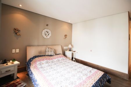 Apartamento à venda com 158m², 3 quartos e 3 vagasSuíte 1