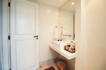 Apartamento à venda com 158m², 3 quartos e 3 vagasBanheiro da Suíte 2