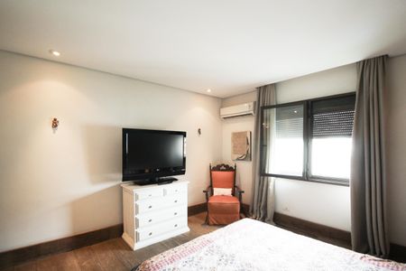 Apartamento à venda com 158m², 3 quartos e 3 vagasSuíte 1