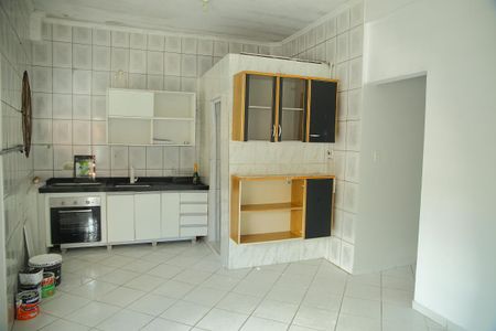 Casa para alugar com 90m², 2 quartos e 1 vagaCozinha 