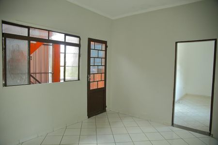 Casa para alugar com 90m², 2 quartos e 1 vagaSala